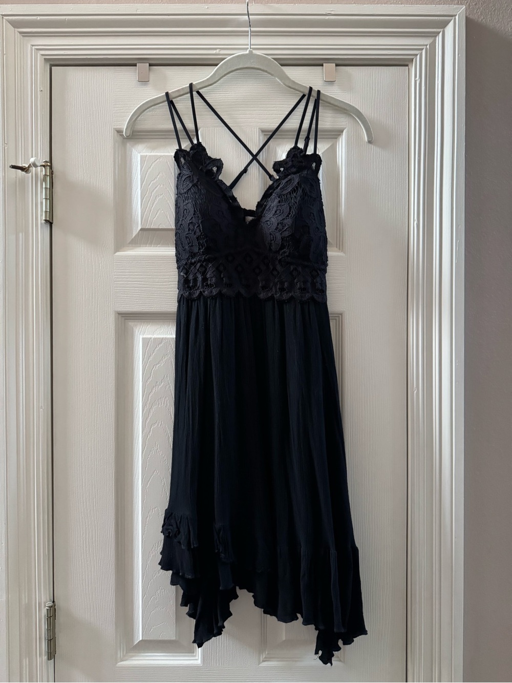 WishlistApparel Black Lace Bodice Spaghetti Strap asymmetrical-mini Dress medium